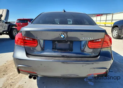 2015 BMW 328 I z USA, uszkodzony, nr VIN WBA3A5G59FNS87288
